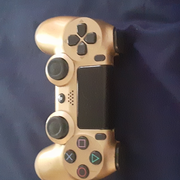 Ps4 - Picture 2 of 4